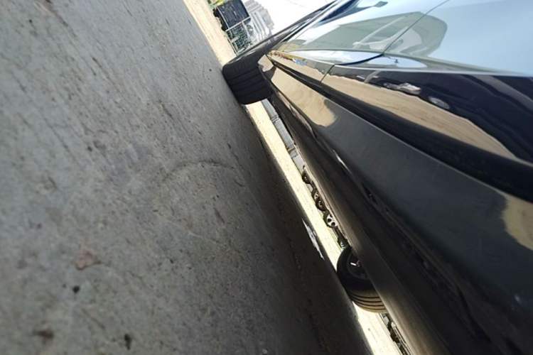 Used Xiaomi Auto YU7 2025 Ultra-Long Range Rear-Wheel Drive Version Left Side Sill