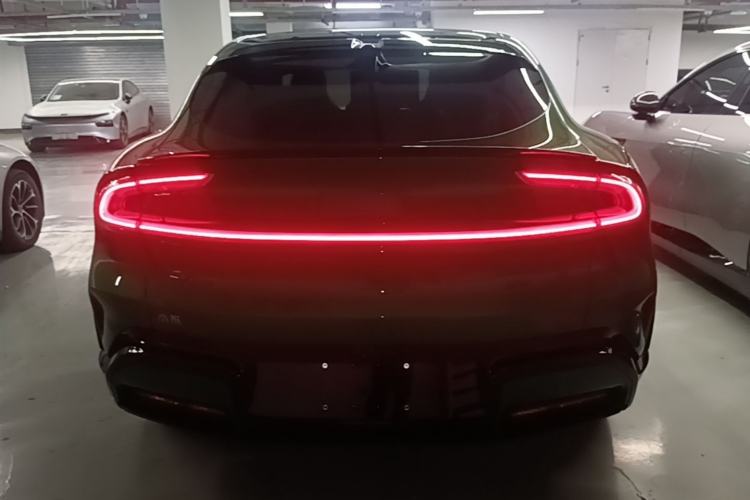 Used Xiaomi Auto YU7 2025 Ultra-Long Range High-Performance All-Wheel-Drive Max Edition Rear