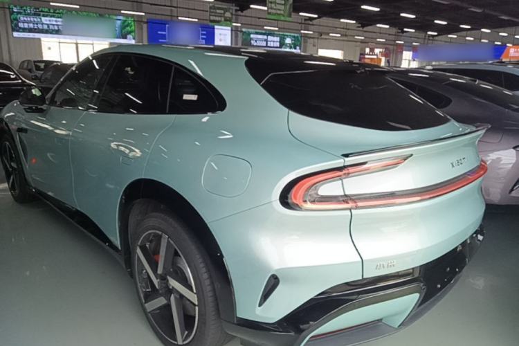 Used Xiaomi Auto YU7 2025 Ultra-Long Range High-Performance All-Wheel-Drive Max Edition Rear Left 45 Deg