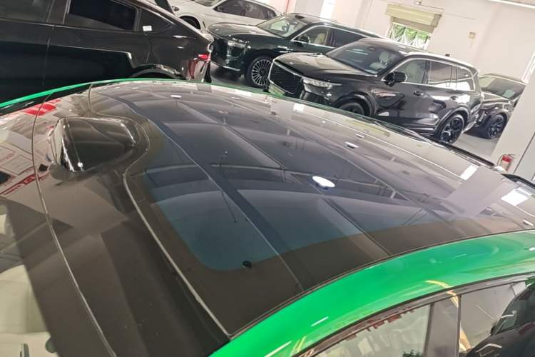 Used Xiaomi Auto YU7 2025 Ultra-Long Range Rear-Wheel Drive Version Roof