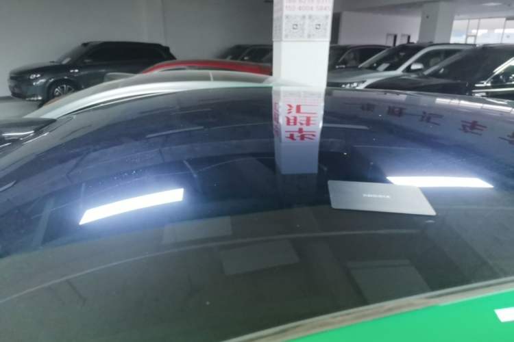 Used Xiaomi Auto YU7 2025 Ultra-Long Range High-Performance All-Wheel-Drive Max Edition Roof