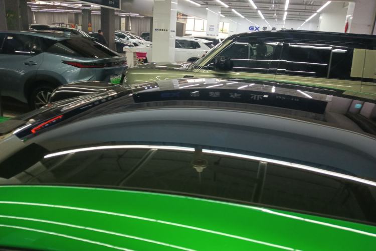 Used Xiaomi Auto YU7 2025 Ultra-Long Range High-Performance All-Wheel-Drive Max Edition Roof