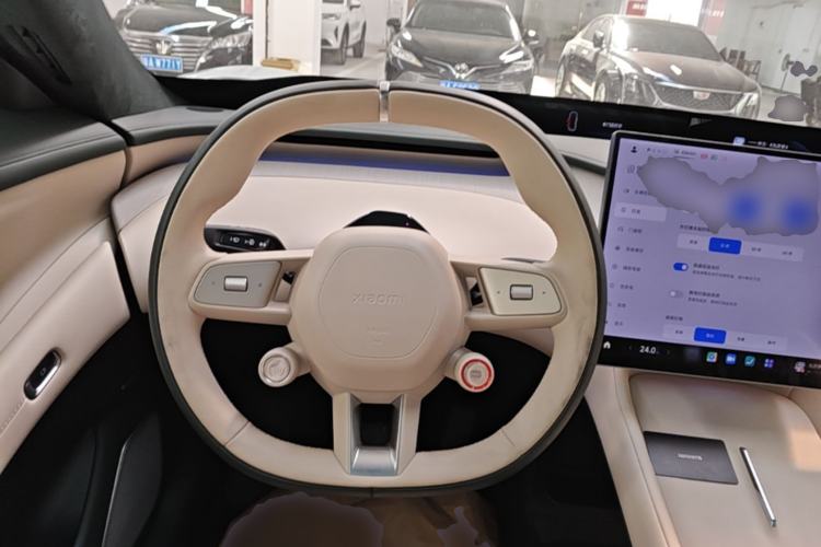 Used Xiaomi Auto YU7 2025 Ultra-Long Range High-Performance All-Wheel-Drive Max Edition Steering Wheel