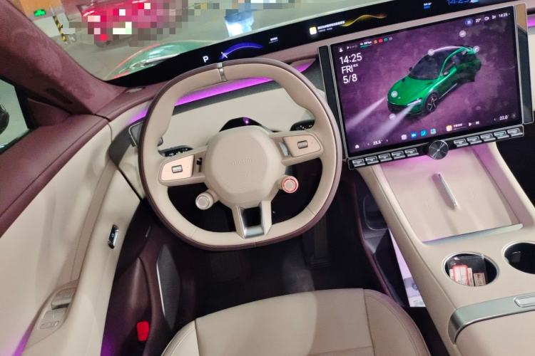 Used Xiaomi Auto YU7 2025 Ultra-Long Range High-Performance All-Wheel-Drive Max Edition Steering Wheel