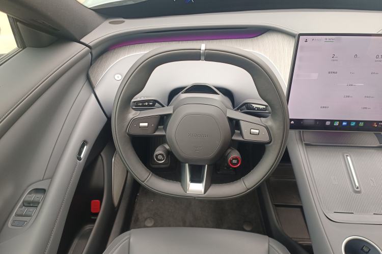 Used Xiaomi Auto YU7 2025 Ultra-Long Range Rear-Wheel Drive Version Steering Wheel