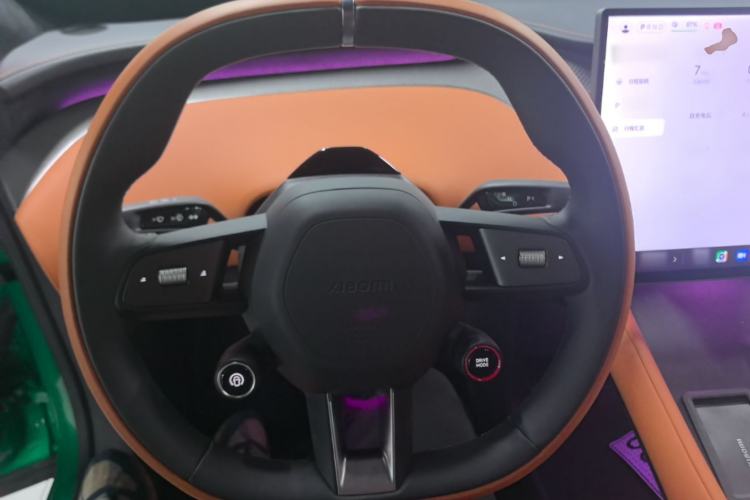 Used Xiaomi Auto YU7 2025 Ultra-Long Range High-Performance All-Wheel-Drive Max Edition Steering Wheel