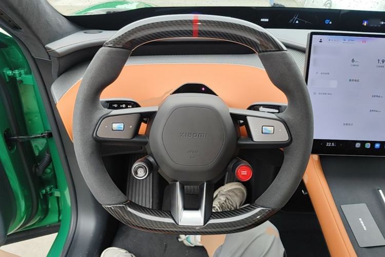Used Xiaomi Auto YU7 2025 Ultra-Long Range High-Performance All-Wheel-Drive Max Edition Steering Wheel