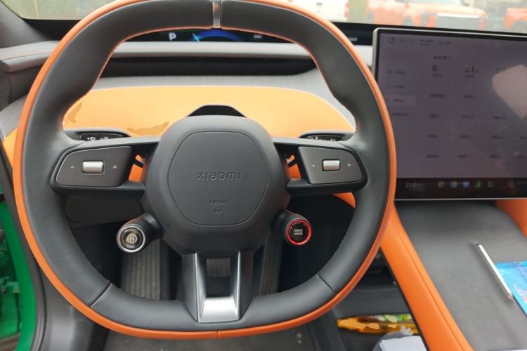 Used Xiaomi Auto YU7 2025 Ultra-Long Range Rear-Wheel Drive Version Steering Wheel