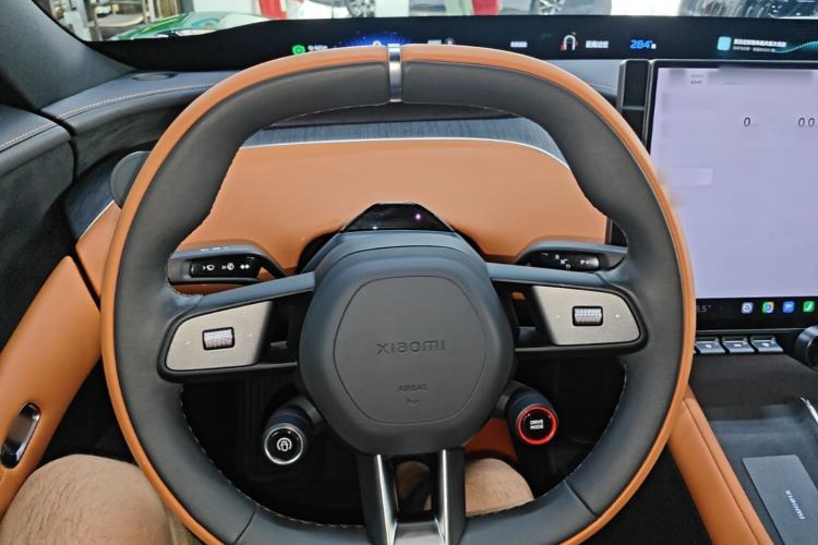 Used Xiaomi Auto YU7 2025 Ultra-Long Range Rear-Wheel Drive Version Steering Wheel