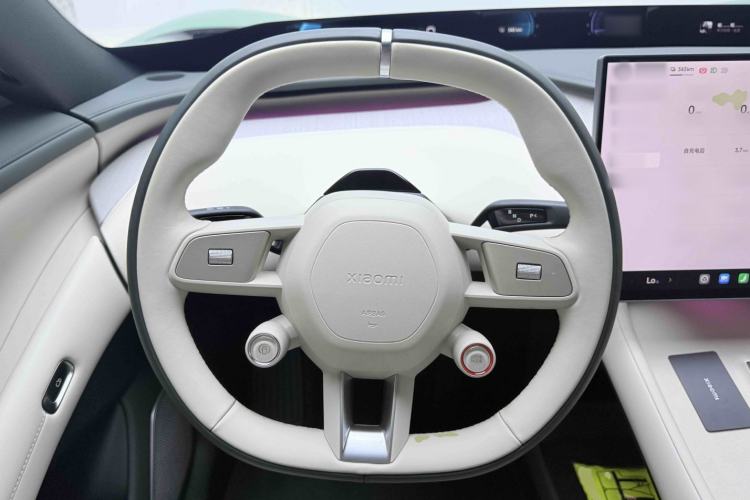 Used Xiaomi Auto YU7 2025 Ultra-Long Range Rear-Wheel Drive Version Steering Wheel