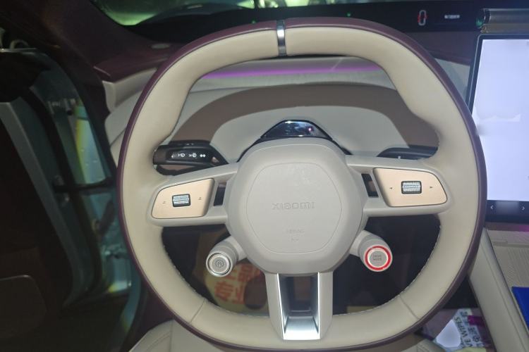 Used Xiaomi Auto YU7 2025 Ultra-Long Range All-Wheel Drive Pro Version Steering Wheel