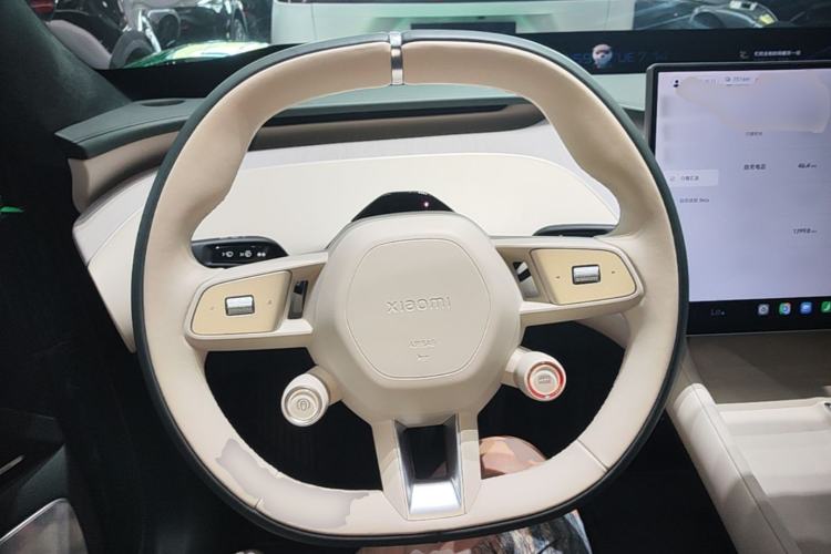 Used Xiaomi Auto YU7 2025 Ultra-Long Range High-Performance All-Wheel-Drive Max Edition Steering Wheel