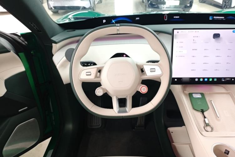 Used Xiaomi Auto YU7 2025 Ultra-Long Range Rear-Wheel Drive Version Steering Wheel