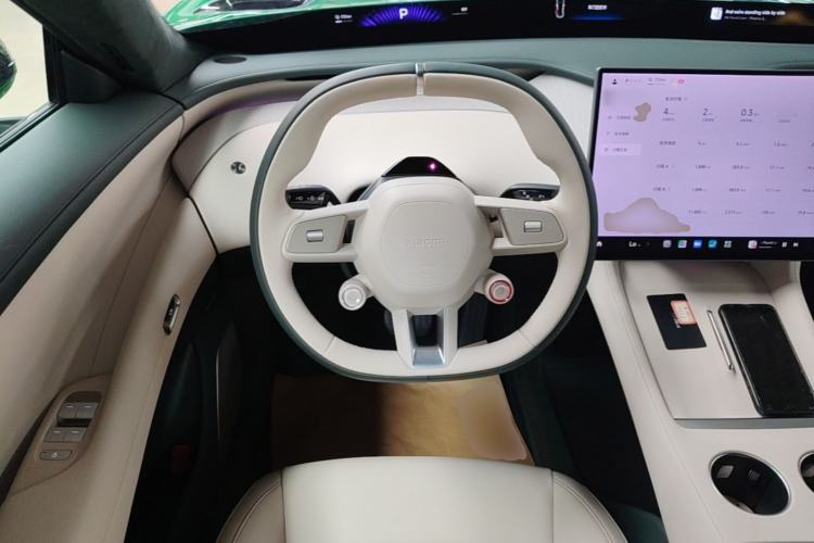 Used Xiaomi Auto YU7 2025 Ultra-Long Range High-Performance All-Wheel-Drive Max Edition Steering Wheel