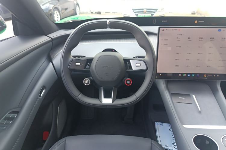 Used Xiaomi Auto YU7 2025 Ultra-Long Range Rear-Wheel Drive Version Steering Wheel