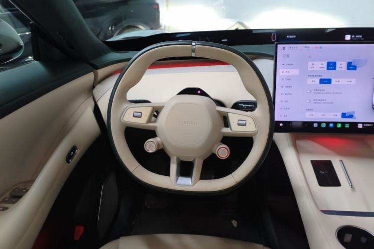 Used Xiaomi Auto YU7 2025 Ultra-Long Range High-Performance All-Wheel-Drive Max Edition Steering Wheel