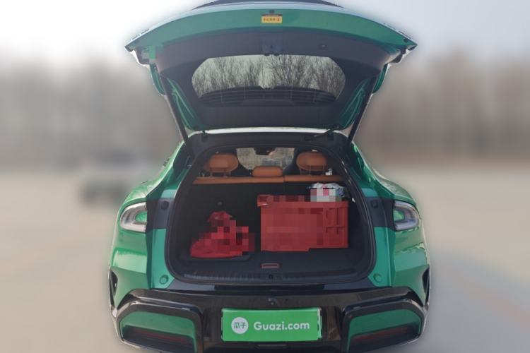 Used Xiaomi Auto YU7 2025 Ultra-Long Range High-Performance All-Wheel-Drive Max Edition Trunk