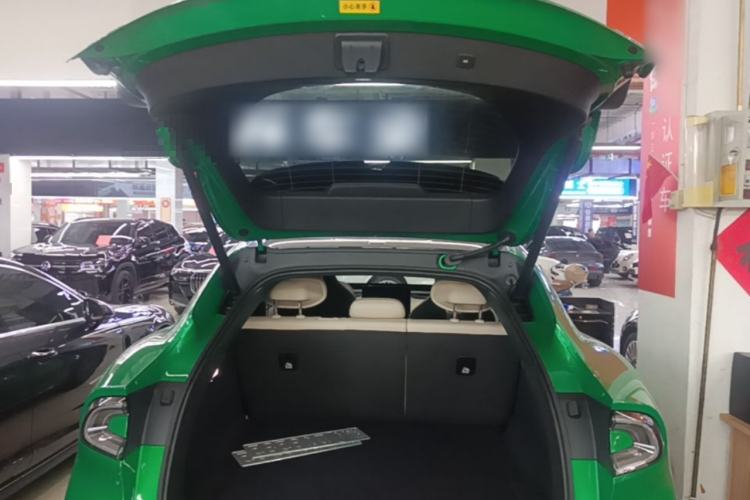 Used Xiaomi Auto YU7 2025 Ultra-Long Range All-Wheel Drive Pro Version Trunk