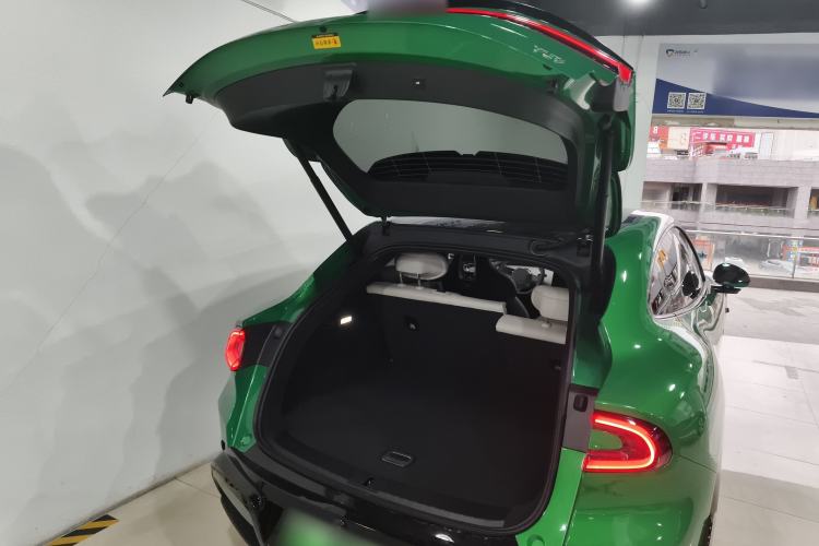 Used Xiaomi Auto YU7 2025 Ultra-Long Range Rear-Wheel Drive Version Trunk