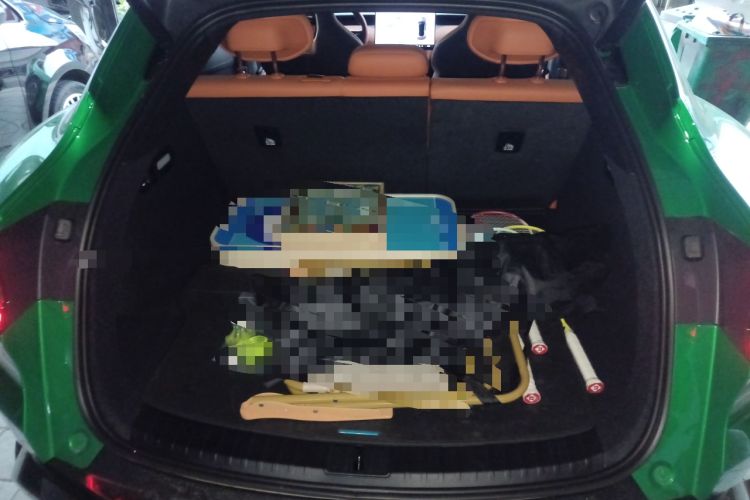 Used Xiaomi Auto YU7 2025 Ultra-Long Range Rear-Wheel Drive Version Trunk