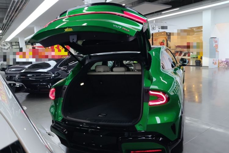 Used Xiaomi Auto YU7 2025 Ultra-Long Range High-Performance All-Wheel-Drive Max Edition Trunk