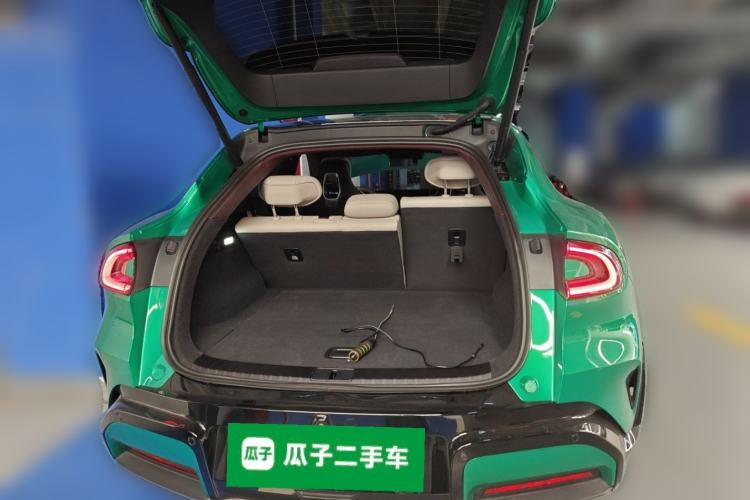 Used Xiaomi Auto YU7 2025 Ultra-Long Range High-Performance All-Wheel-Drive Max Edition Trunk