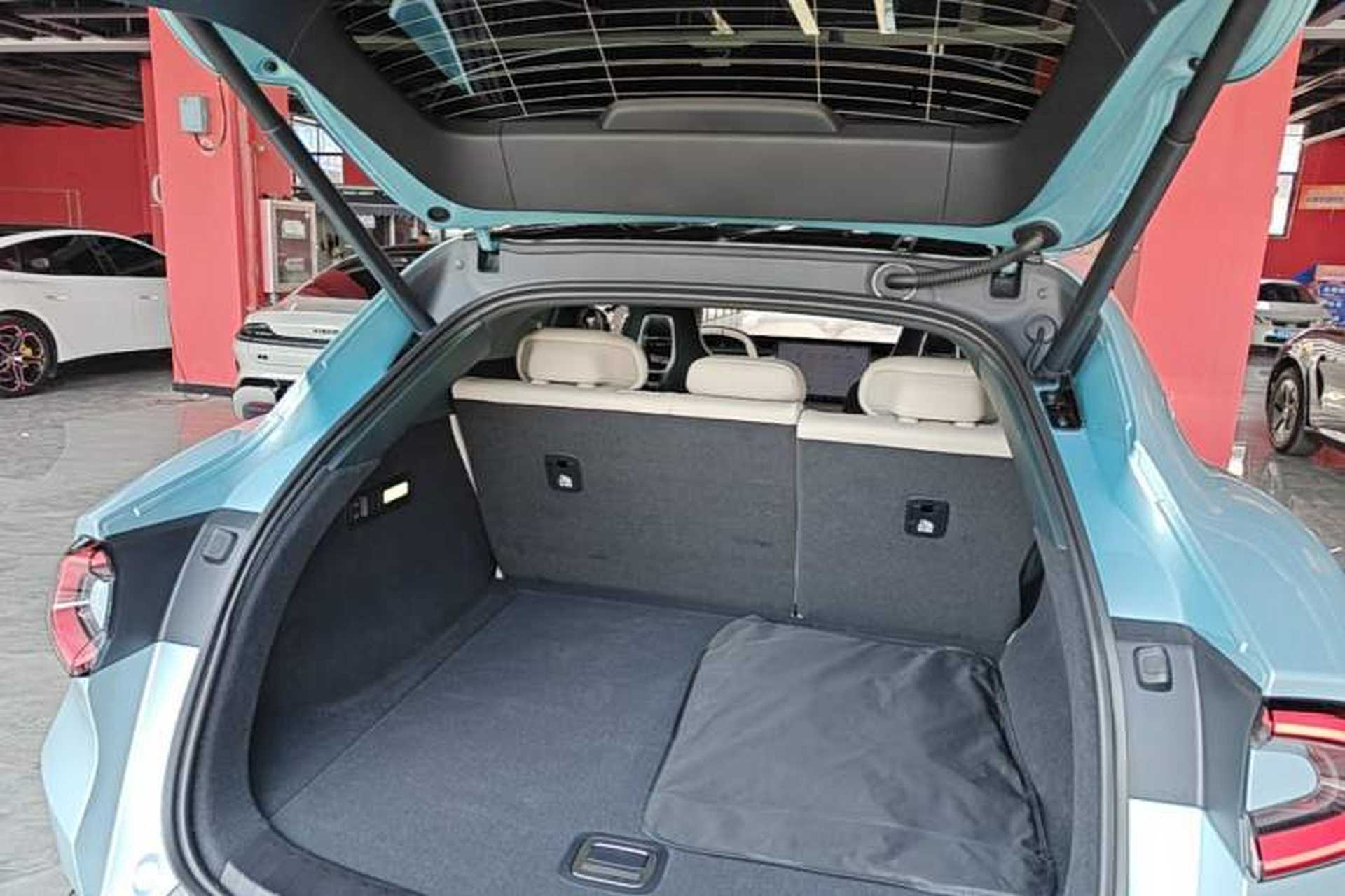 Used Xiaomi Auto YU7 2025 Ultra-Long Range All-Wheel Drive Pro Version Trunk