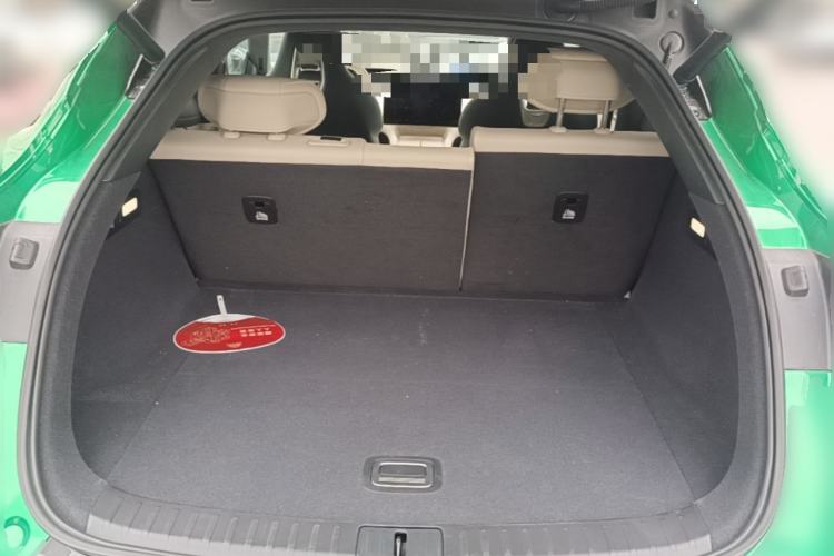 Used Xiaomi Auto YU7 2025 Ultra-Long Range High-Performance All-Wheel-Drive Max Edition Trunk