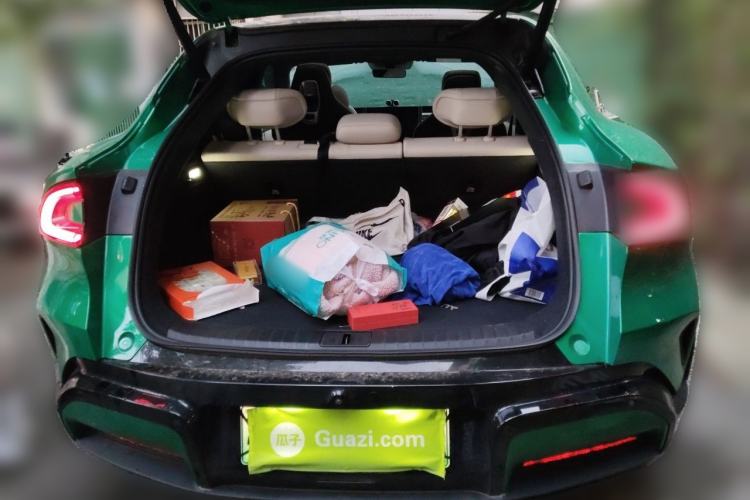 Used Xiaomi Auto YU7 2025 Ultra-Long Range Rear-Wheel Drive Version Trunk
