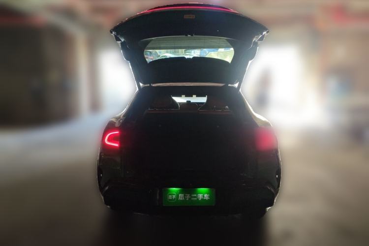 Used Xiaomi Auto YU7 2025 Ultra-Long Range High-Performance All-Wheel-Drive Max Edition Trunk
