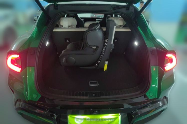 Used Xiaomi Auto YU7 2025 Ultra-Long Range Rear-Wheel Drive Version Trunk