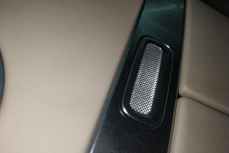 Used Xiaomi Auto YU7 2025 Ultra-Long Range High-Performance All-Wheel-Drive Max Edition Vehicle Key