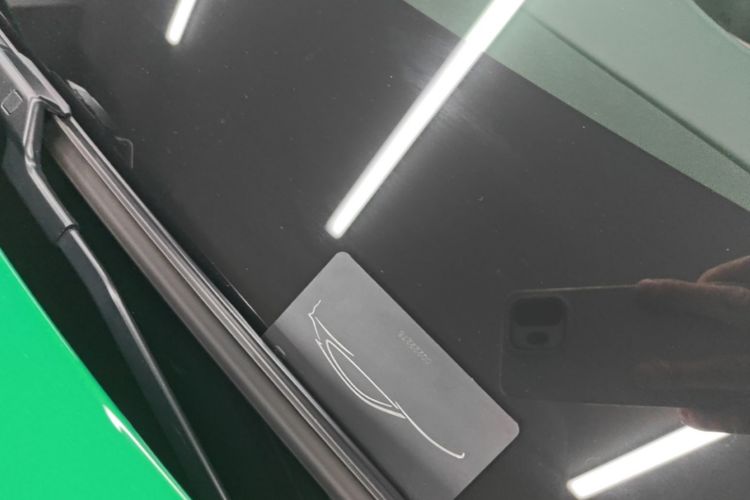 Used Xiaomi Auto YU7 2025 Ultra-Long Range High-Performance All-Wheel-Drive Max Edition Vehicle Key