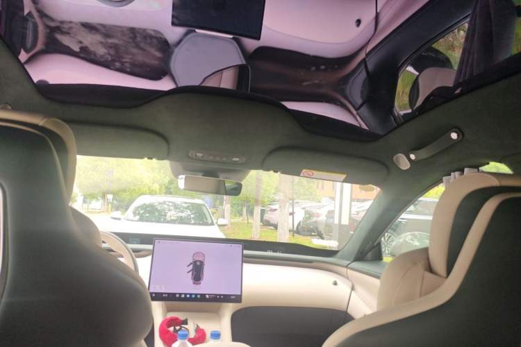Used Xiaomi Auto YU7 2025 Ultra-Long Range High-Performance All-Wheel-Drive Max Edition Headliner