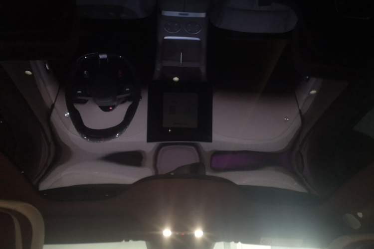 Used Xiaomi Auto YU7 2025 Ultra-Long Range High-Performance All-Wheel-Drive Max Edition Headliner