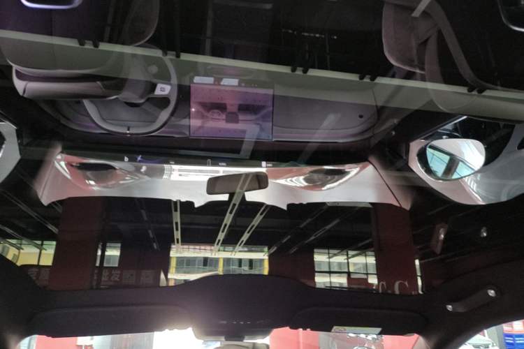 Used Xiaomi Auto YU7 2025 Ultra-Long Range All-Wheel Drive Pro Version Headliner