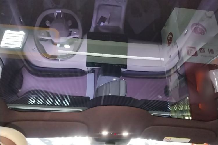 Used Xiaomi Auto YU7 2025 Ultra-Long Range Rear-Wheel Drive Version Headliner
