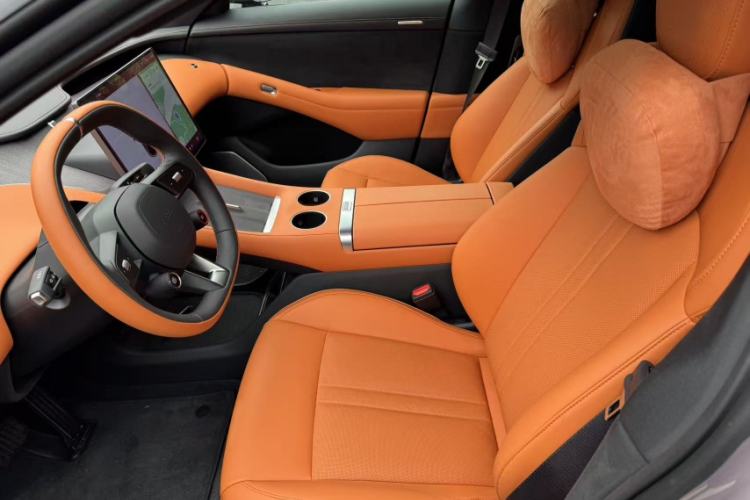 Used Xiaomi Auto YU7 2025 Ultra-Long Range All-Wheel Drive Pro Version Interior 2