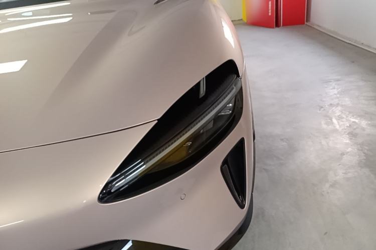 Used Xiaomi Auto YU7 2025 Ultra-Long Range High-Performance All-Wheel-Drive Max Edition Left Front Headlight