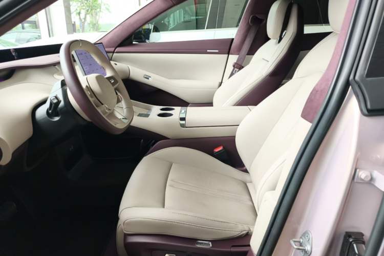 Used Xiaomi Auto YU7 2025 Ultra-Long Range High-Performance All-Wheel-Drive Max Edition Left Front Seat