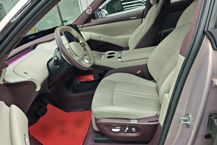 Used Xiaomi Auto YU7 2025 Ultra-Long Range High-Performance All-Wheel-Drive Max Edition Left Front Seat