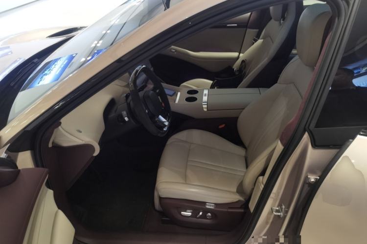 Used Xiaomi Auto YU7 2025 Ultra-Long Range High-Performance All-Wheel-Drive Max Edition Left Front Seat