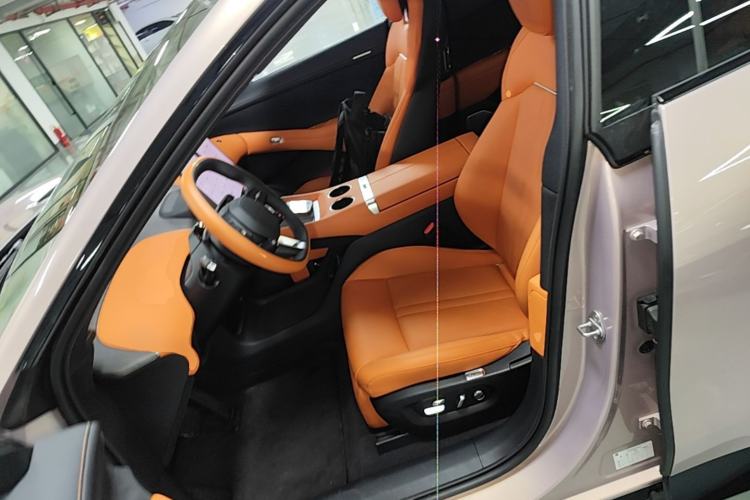 Used Xiaomi Auto YU7 2025 Ultra-Long Range Rear-Wheel Drive Version Left Front Seat