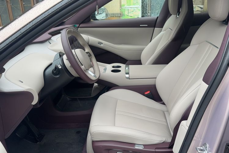 Used Xiaomi Auto YU7 2025 Ultra-Long Range Rear-Wheel Drive Version Left Front Seat