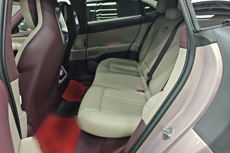Used Xiaomi Auto YU7 2025 Ultra-Long Range High-Performance All-Wheel-Drive Max Edition Left Rear Seat