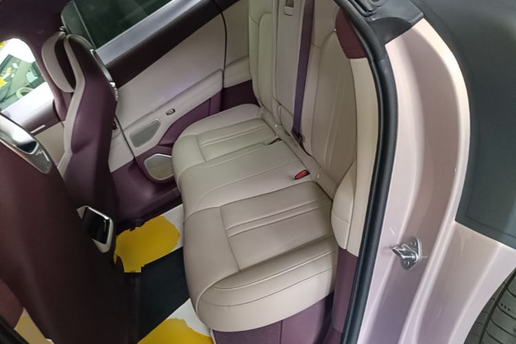 Used Xiaomi Auto YU7 2025 Ultra-Long Range High-Performance All-Wheel-Drive Max Edition Left Rear Seat