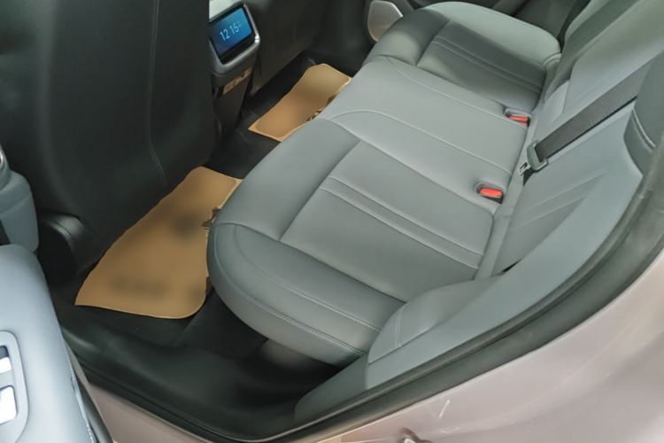 Used Xiaomi Auto YU7 2025 Ultra-Long Range Rear-Wheel Drive Version Left Rear Seat