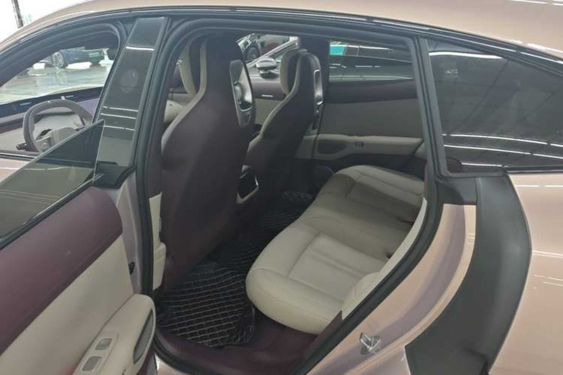 Used Xiaomi Auto YU7 2025 Ultra-Long Range All-Wheel Drive Pro Version Left Rear Seat