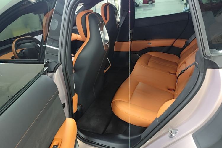 Used Xiaomi Auto YU7 2025 Ultra-Long Range Rear-Wheel Drive Version Left Rear Seat