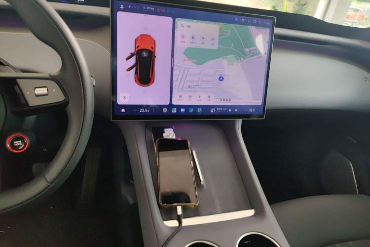 Used Xiaomi Auto YU7 2025 Ultra-Long Range High-Performance All-Wheel-Drive Max Edition Audio And AC Panel